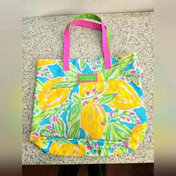 Lilly Pulitzer For Estée Lauder Vibrant Colored Limited Edition Bag - Picture 1 of 9